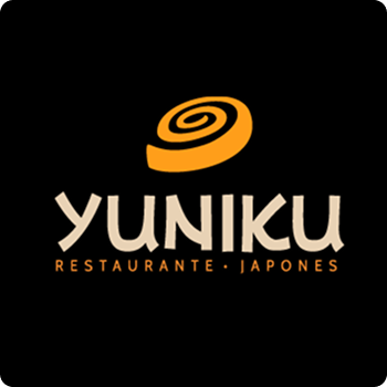 Rollos de sushi del restaurante Yuniku en La Primavera